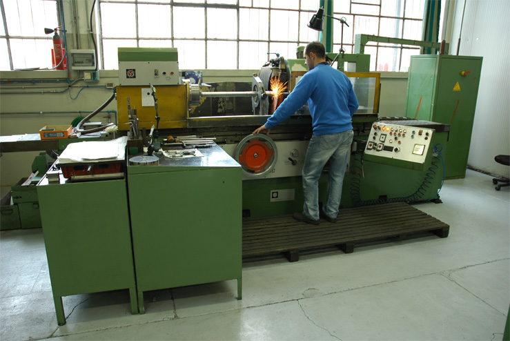 Rettificatrice universale gioria ru/1500